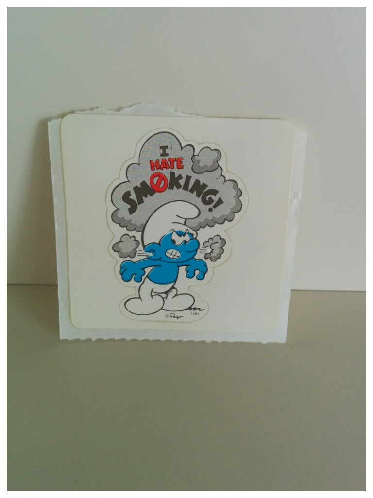 Autocollant Schtroumpf en colère - I hate smoking !