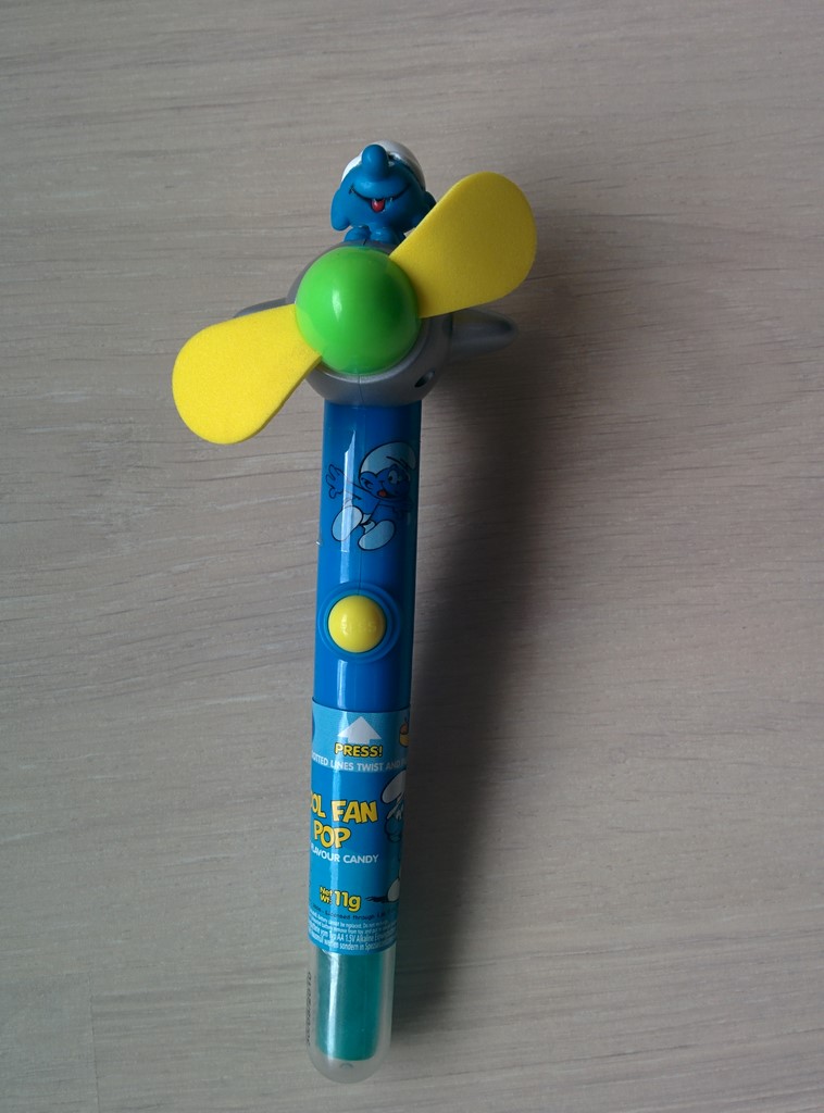 Sucette dans un ventilateur en forme d'avion - Vert/jaune