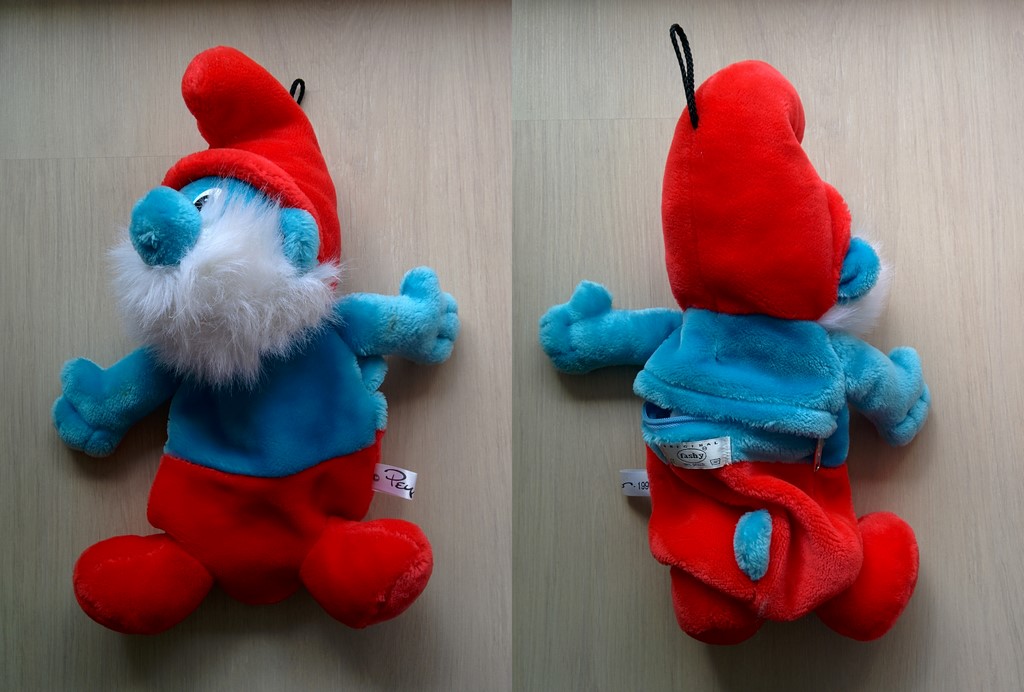 Peluche range-pyjama Grand Schtroumpf