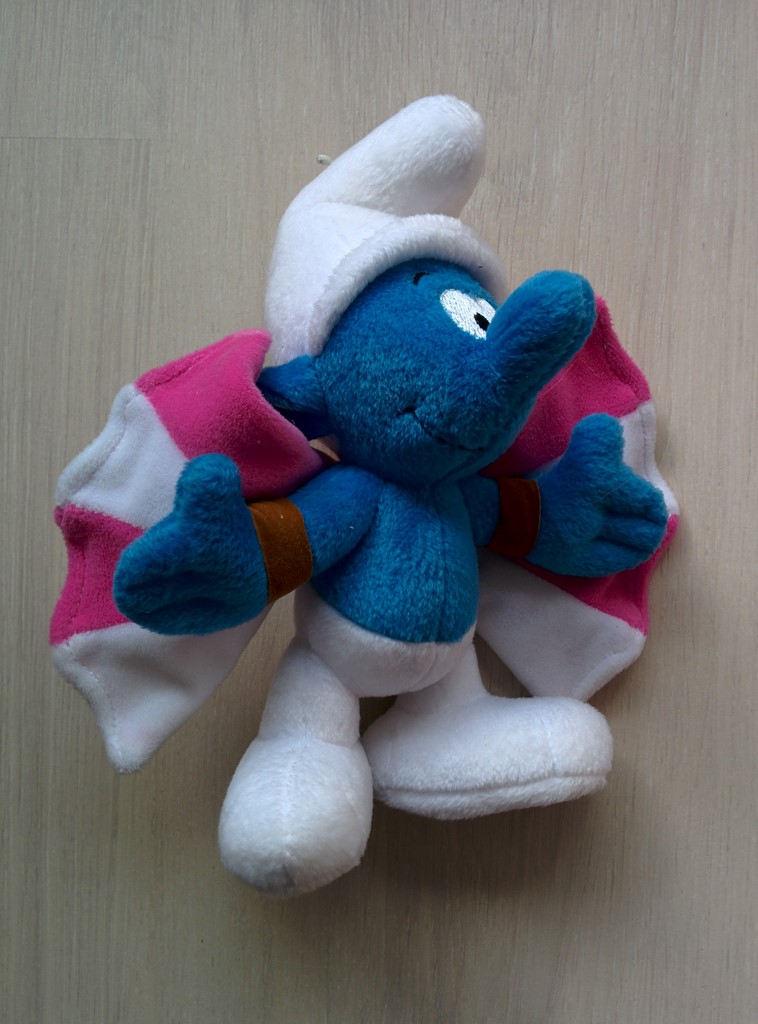 Trudi - Peluche Schtroumpf Volant