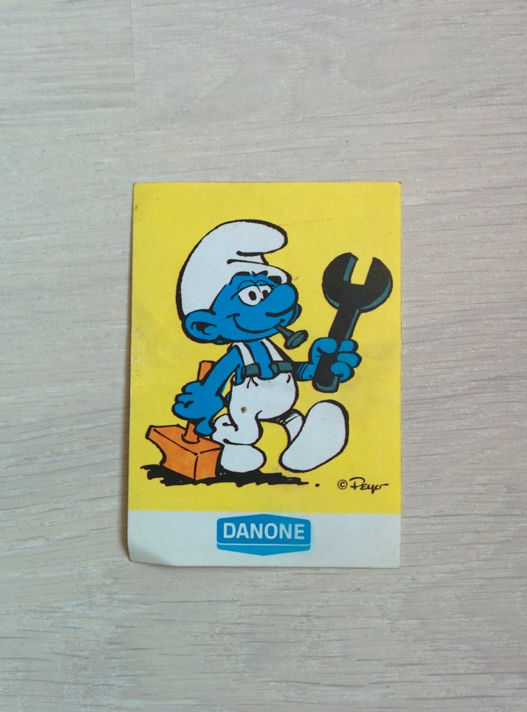 Danone - Image Schtroumpf Bricoleur