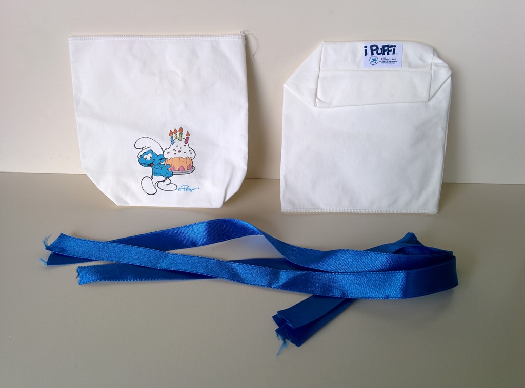 Bonbonnière pour dragées - Schtroumpf avec un gâteau