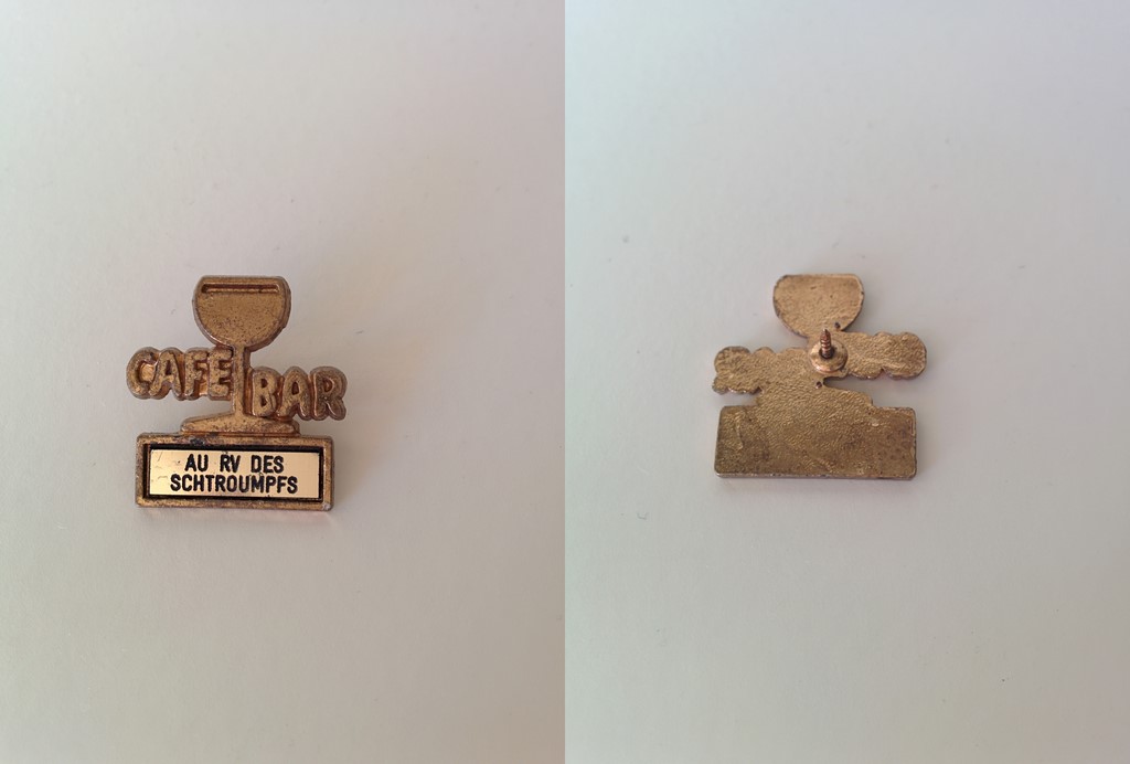 Pin's café bar - Au RV des Schtroumpfs