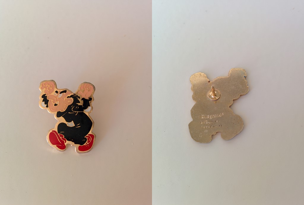 Pin's Gargamel
