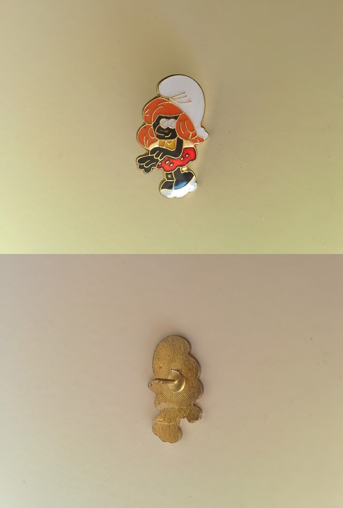 Pin's Schtroumpfette