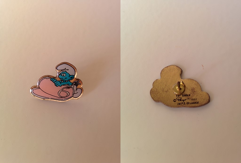 Pin's Ter Beke - Schtroumpf avec du jambon