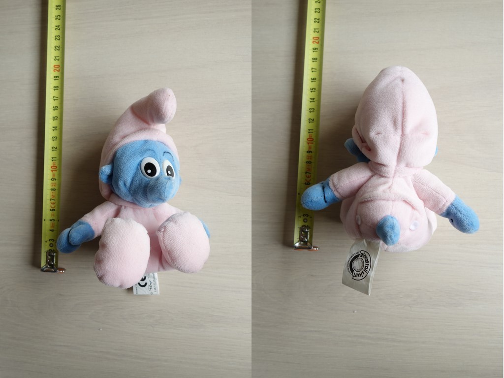 Kinder - Peluche Bébé Schtroumpf
