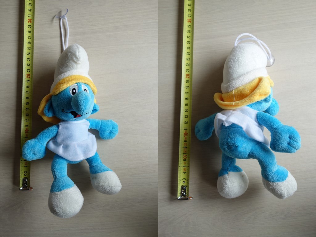Fake - Peluche Schtroumpfette avec ventouse