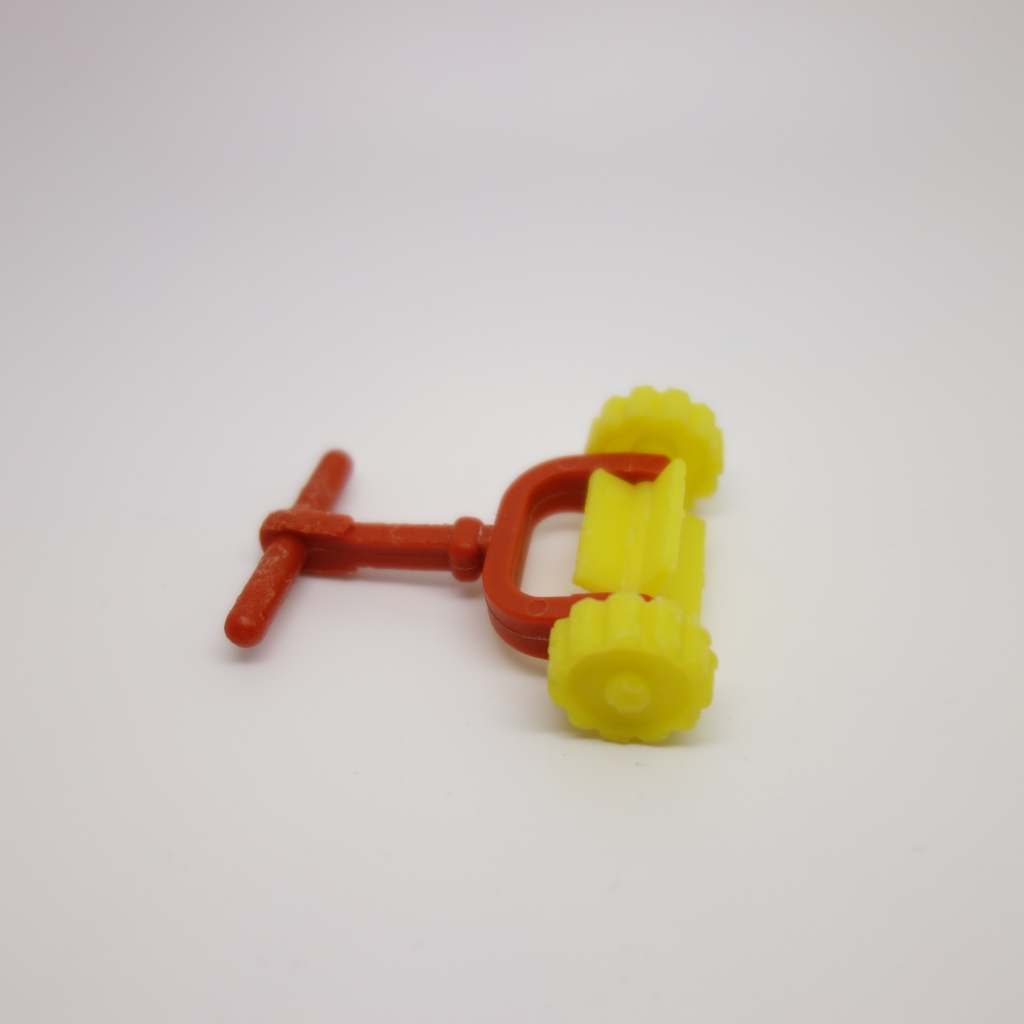 Schtroumpf avec tondeuse