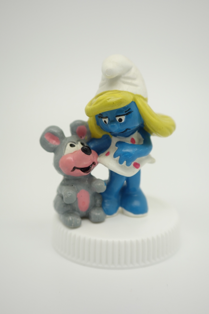 Schtroumpfette avec souris