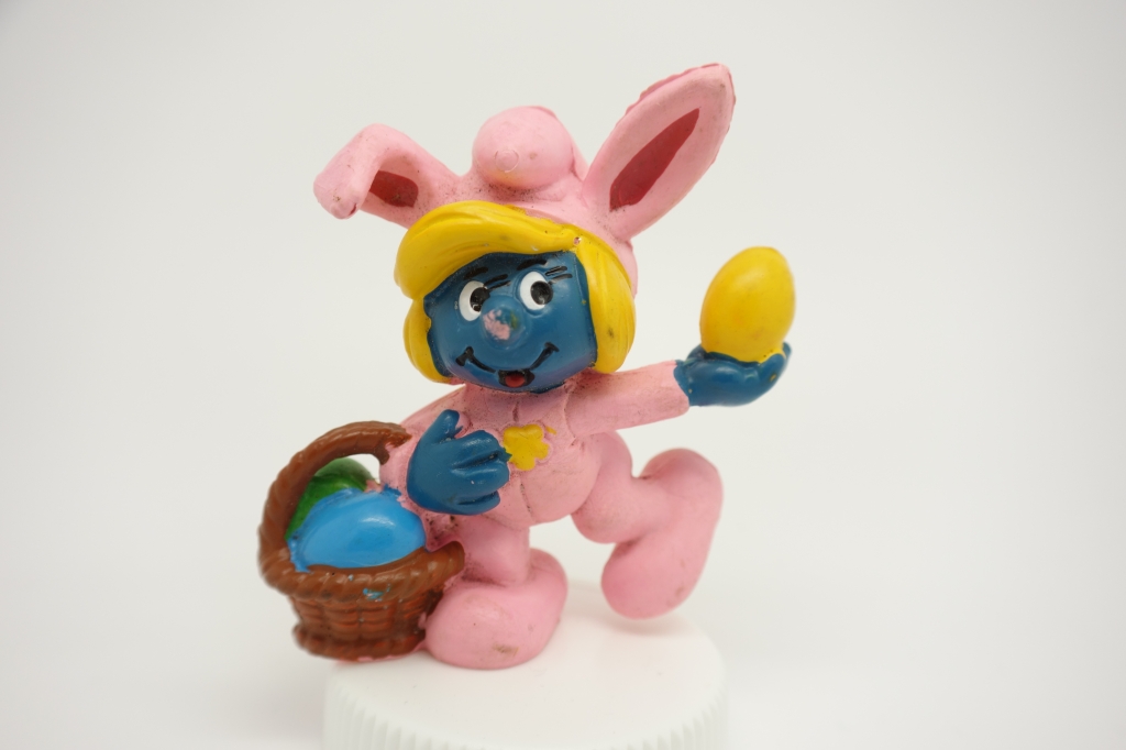 Schtroumpfette en lapin de Pâques