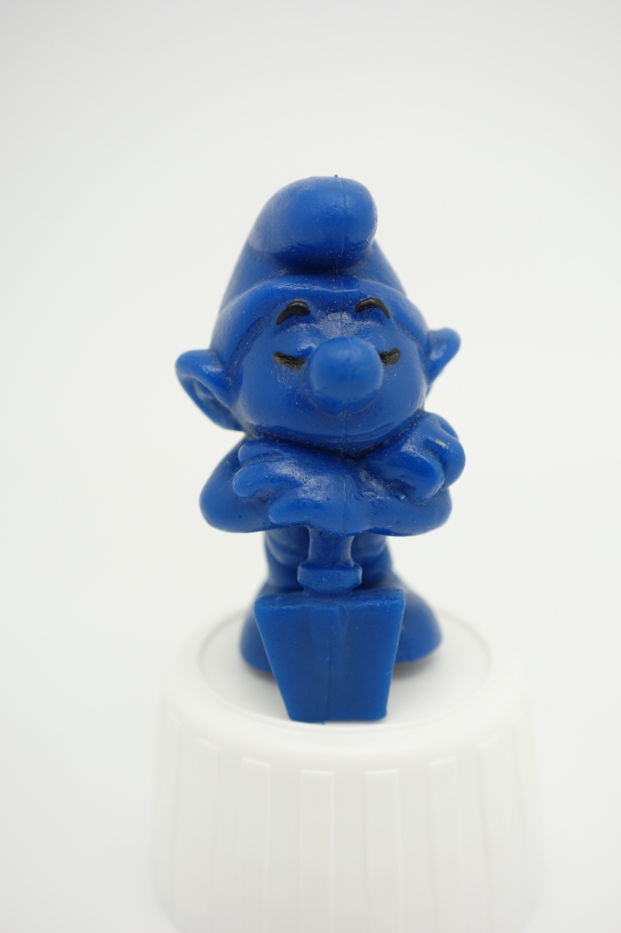 Schtroumpf endormi sur sa pelle (petit)