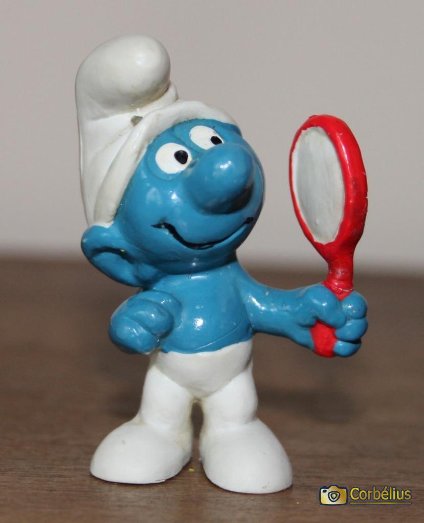 Schtroumpf coquet avec miroir