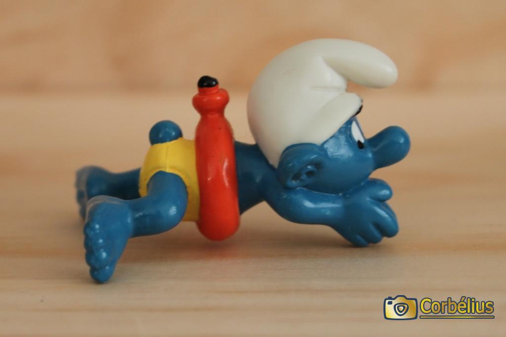 Schtroumpf nageur avec bouée (grand)