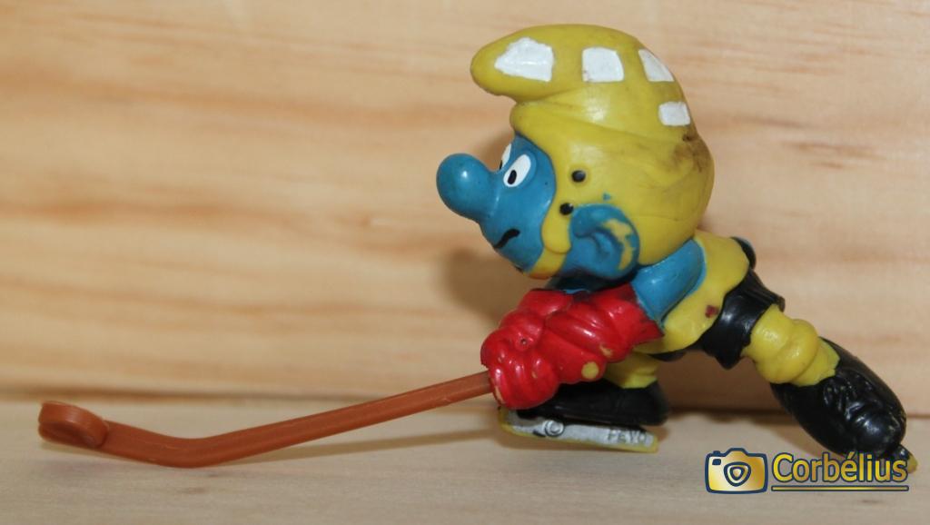 Schtroumpf joueur de hockey sur glace