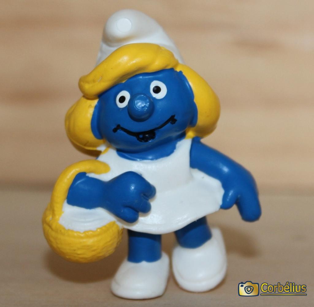 Schtroumpfette avec panier