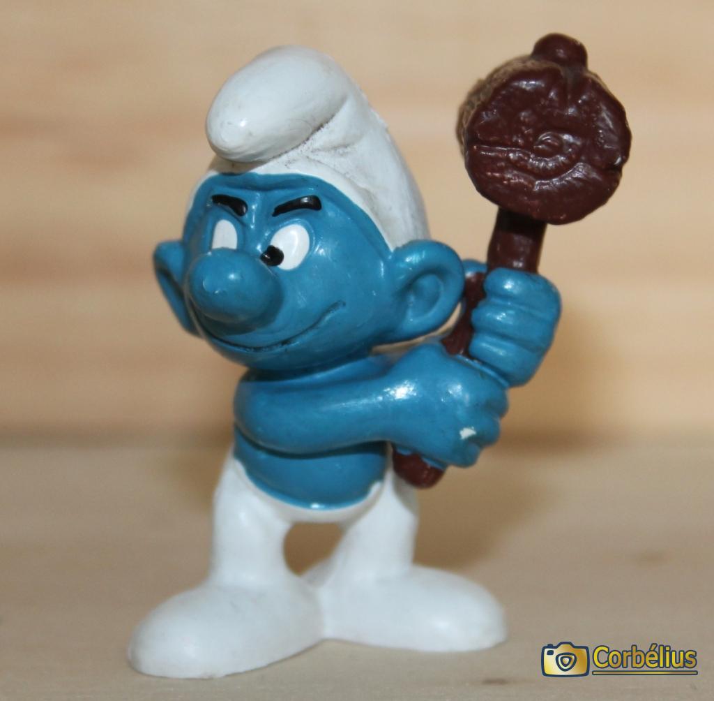 Schtroumpf avec maillet