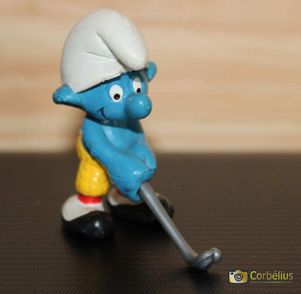 Schtroumpf golfeur