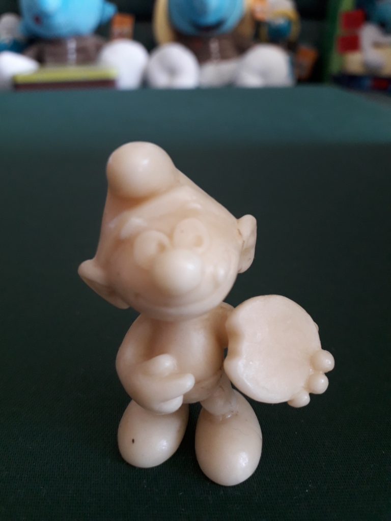 Schtroumpf avec biscuit