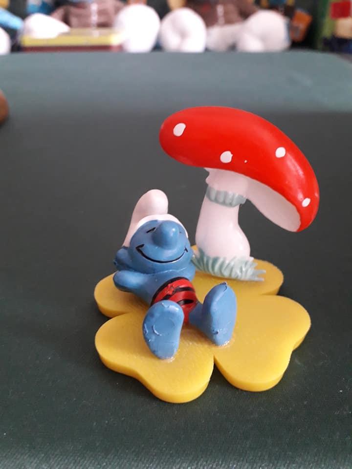 Schtroumpf baigneur / bain de soleil