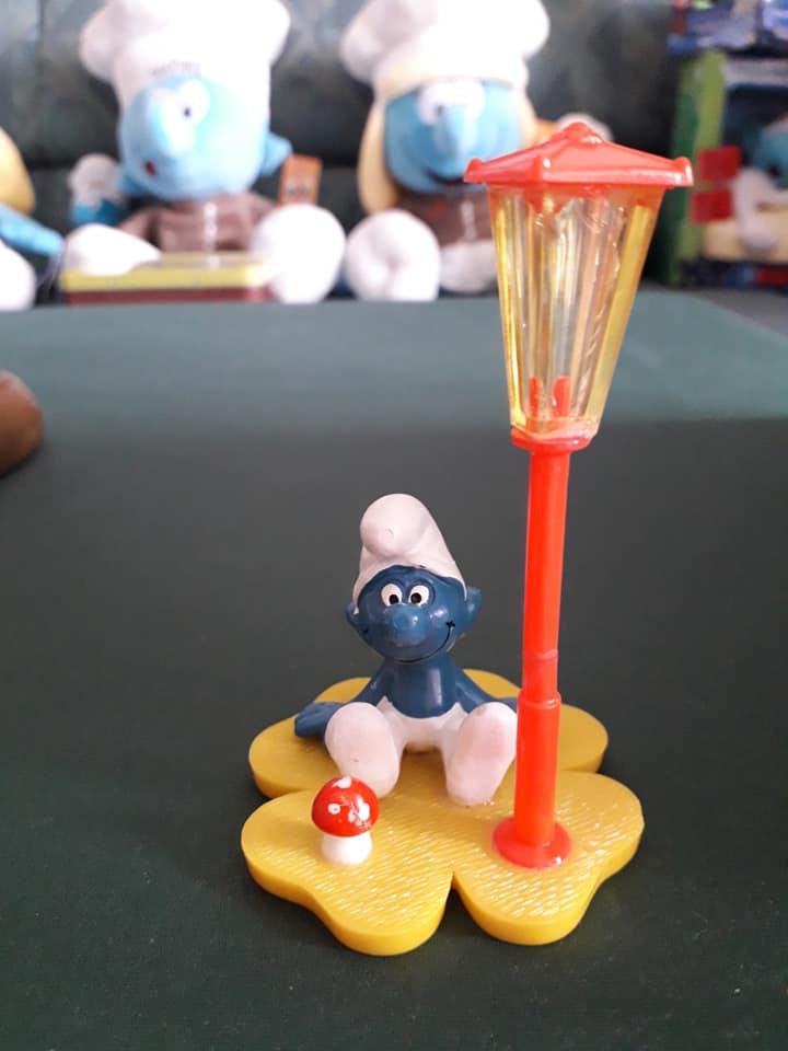 Schtroumpf assis (petit)