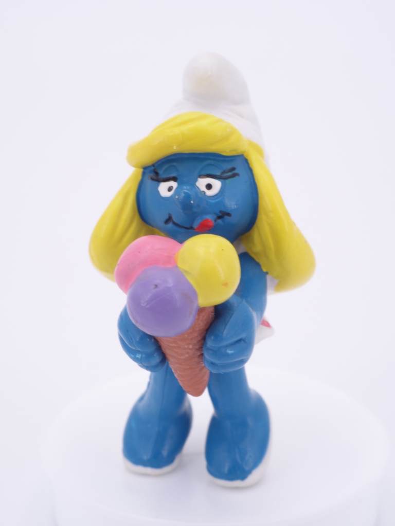 Schtroumpfette avec glace