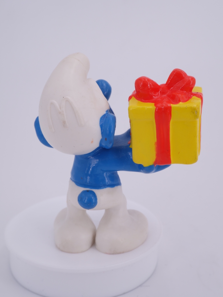 Schtroumpf avec cadeau
