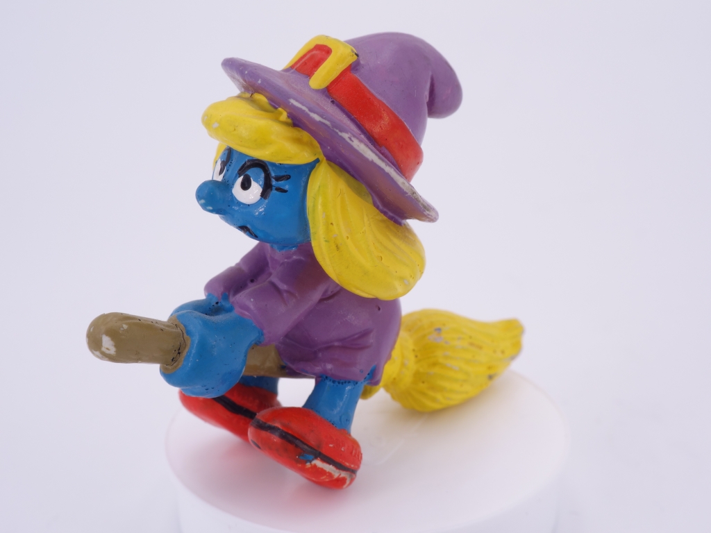 Schtroumpfette sorcière