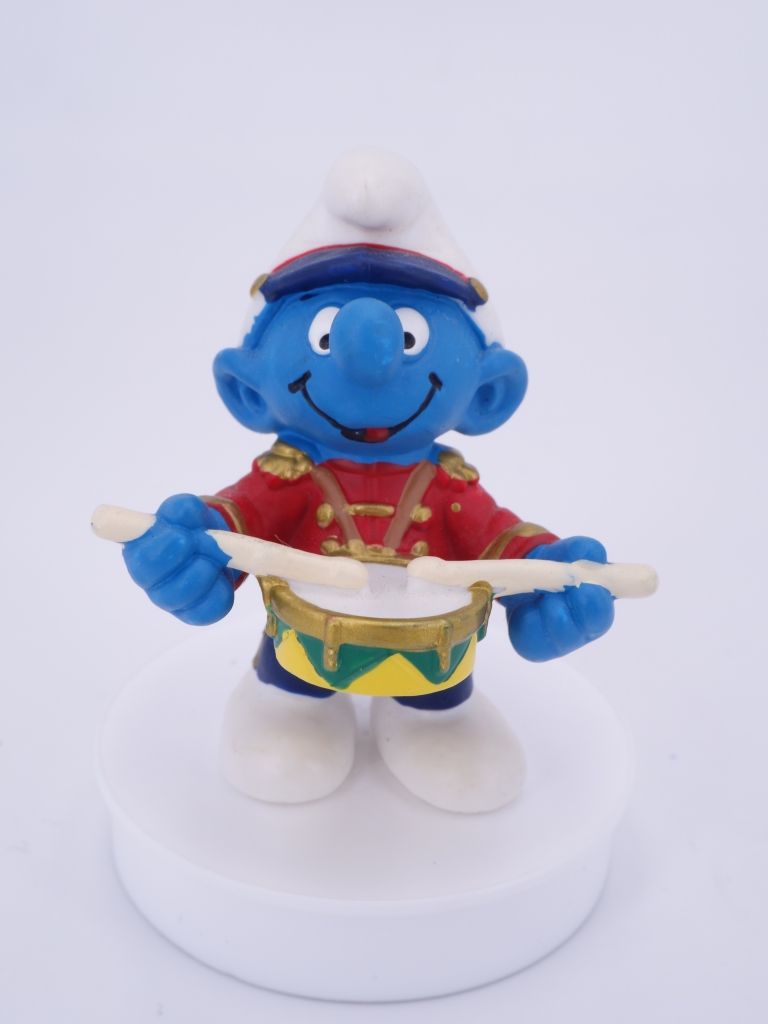 Schtroumpf au tambour / caisse claire