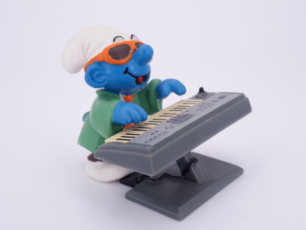 Schtroumpf au clavier - DJ