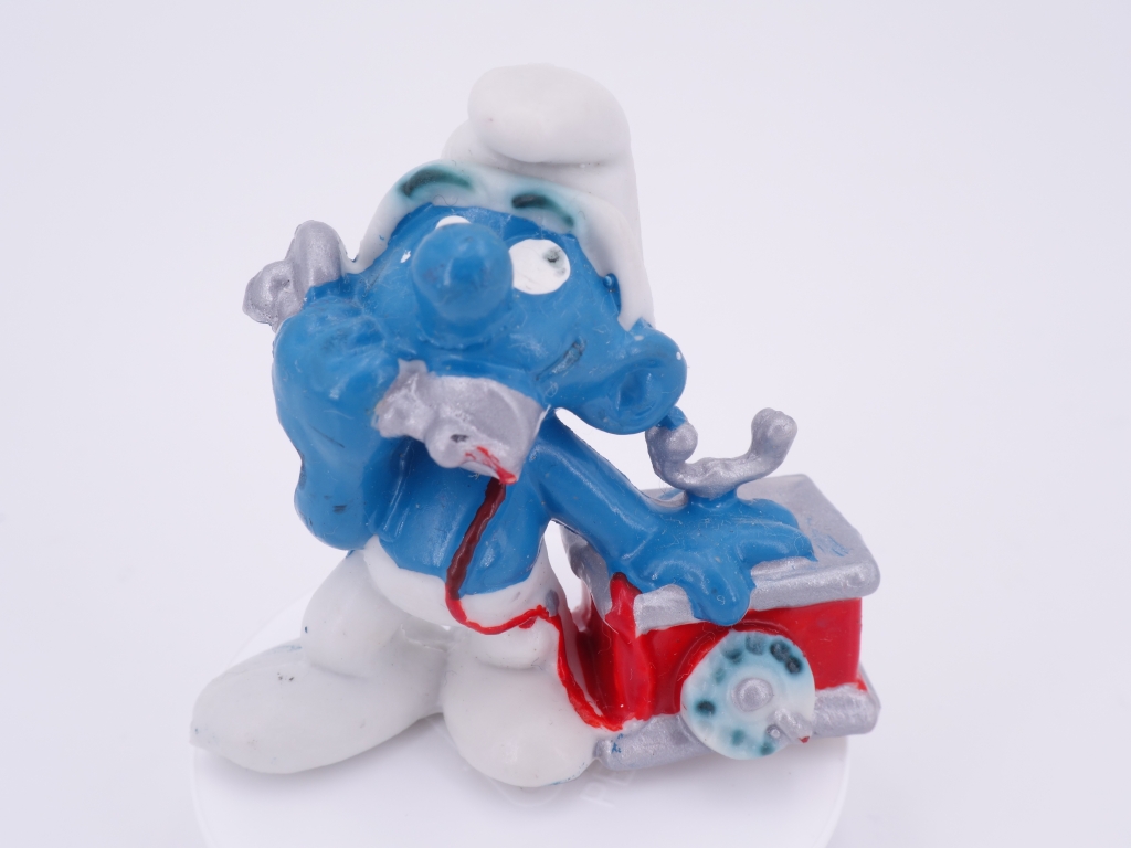 Schtroumpf au téléphone (petit support)