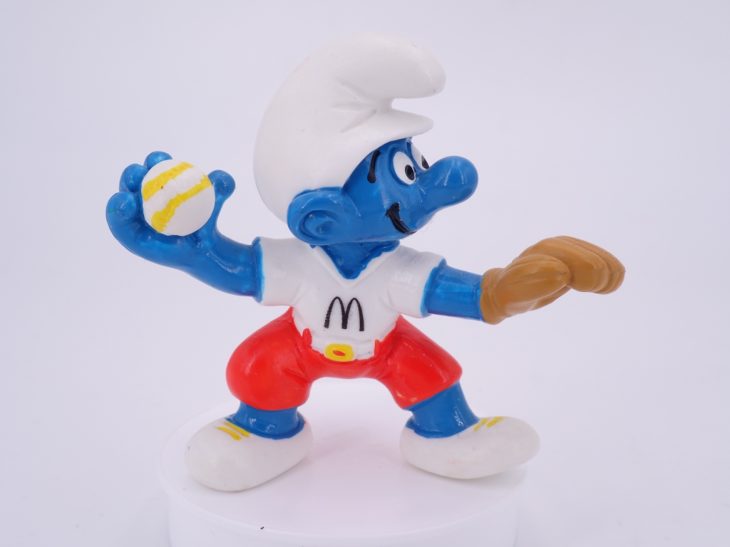 Schtroumpf lanceur de baseball