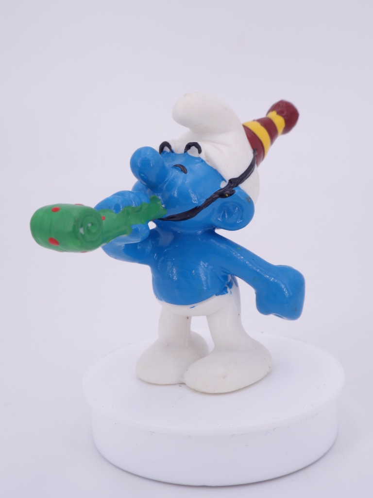 Schtroumpf avec chapeau de fête