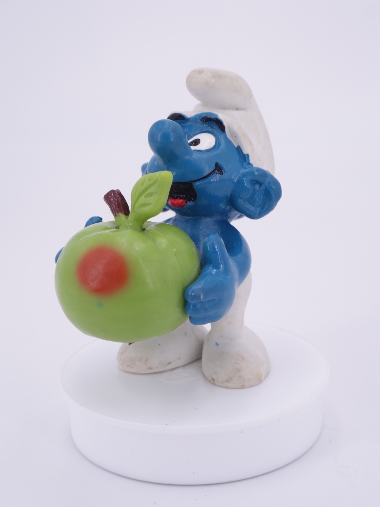 Schtroumpf avec pomme