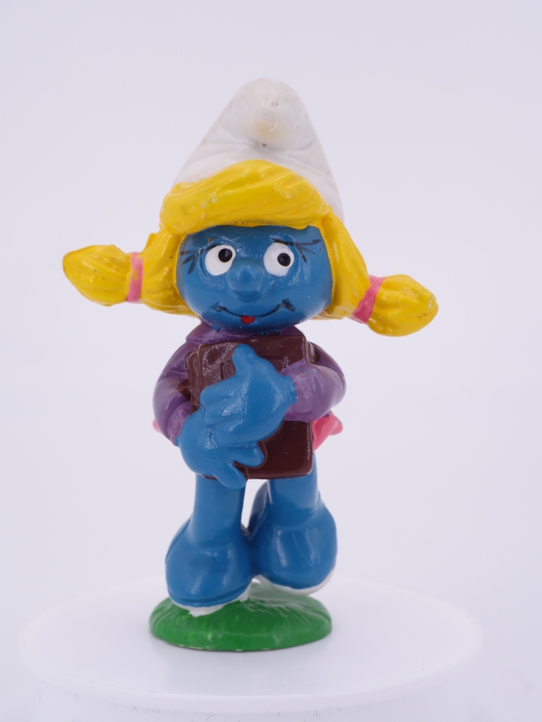 Schtroumpfette écolière