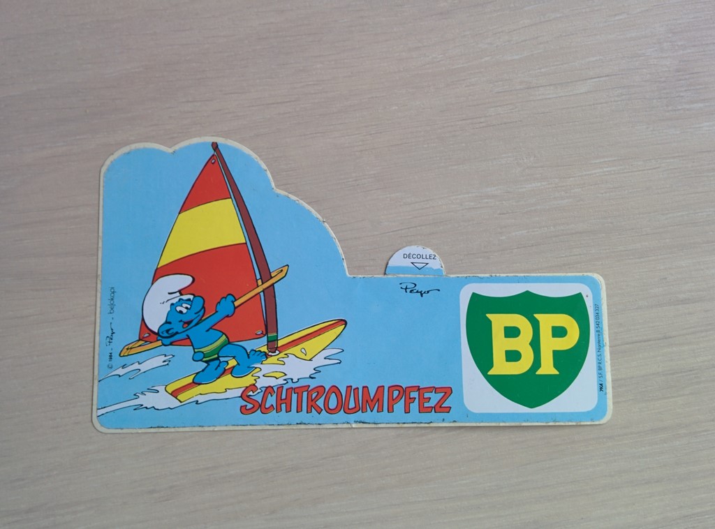 Autocollant BP Schtroumpf surfeur