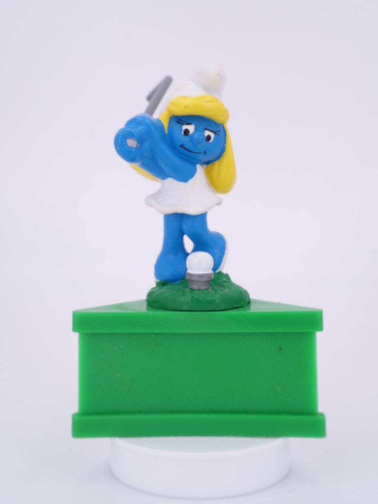 Schtroumpfette golfeuse