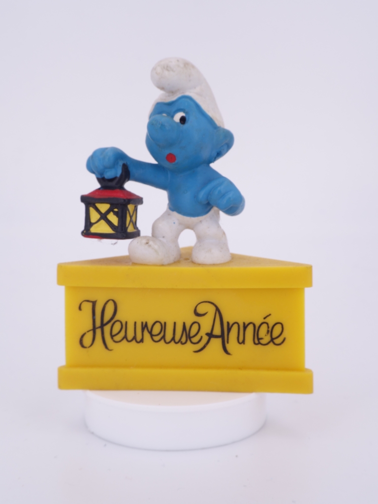 Schtroumpf avec lanterne