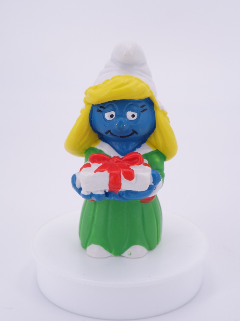 Schtroumpfette de Noël avec cadeau