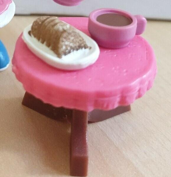 Schtroumpfette avec thé