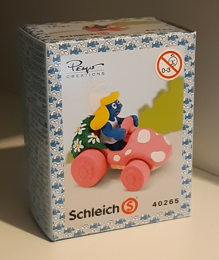 Schtroumpfette en voiture