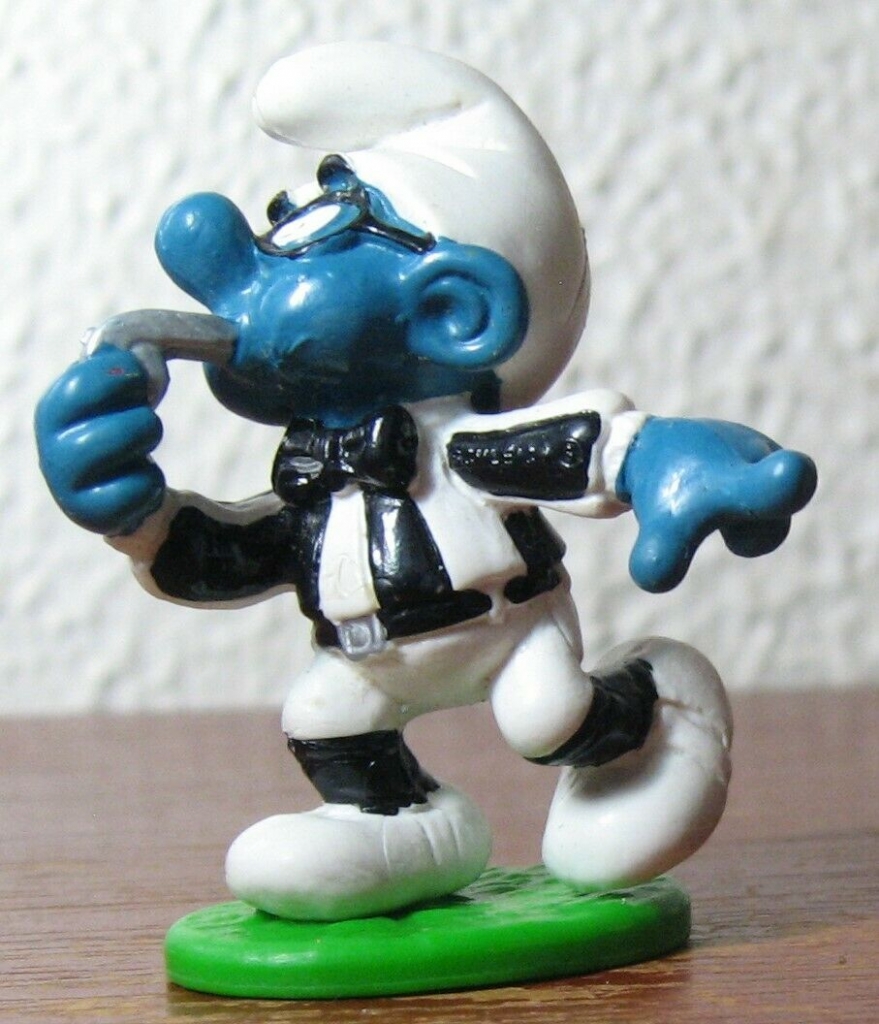 Schtroumpf à Lunettes arbitre