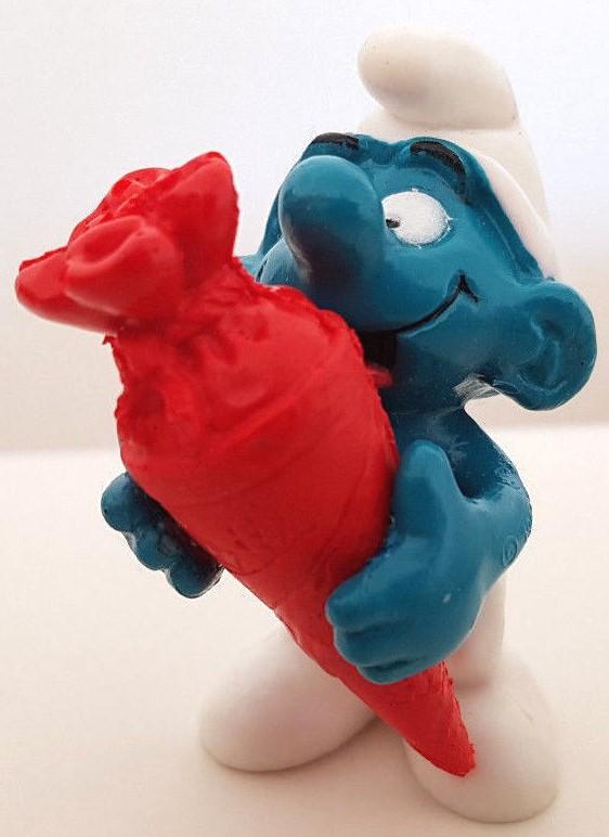 Schtroumpf avec cornet surprise