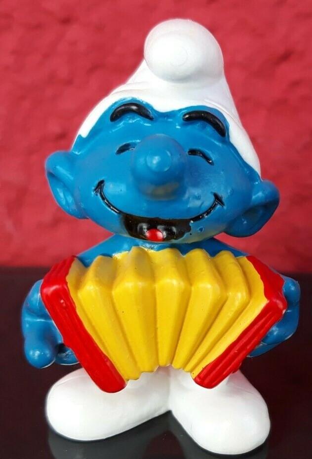Schtroumpf avec accordéon