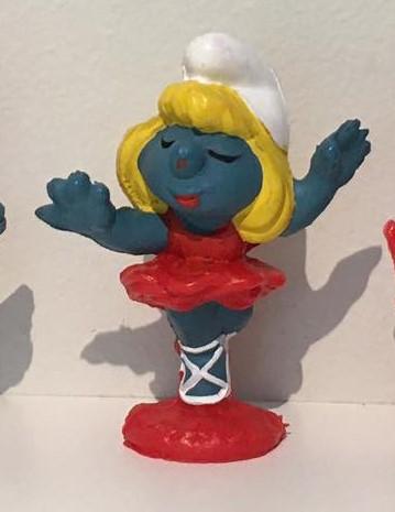 Schtroumpfette danseuse classique (ballerine)