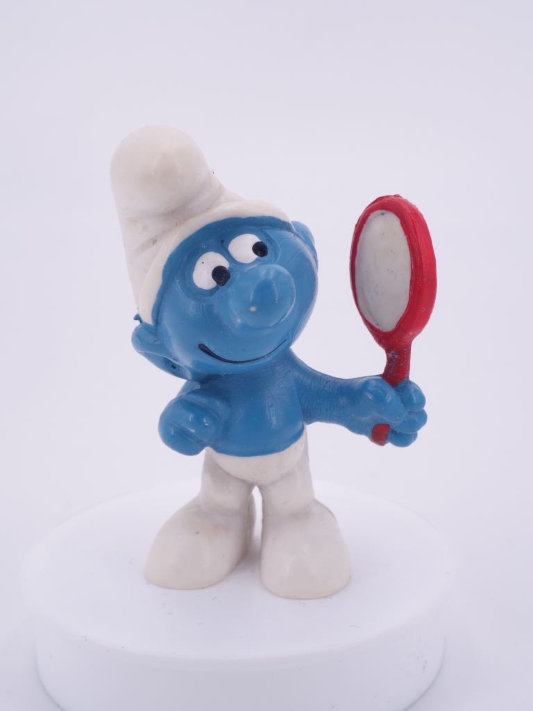 Schtroumpf coquet avec miroir