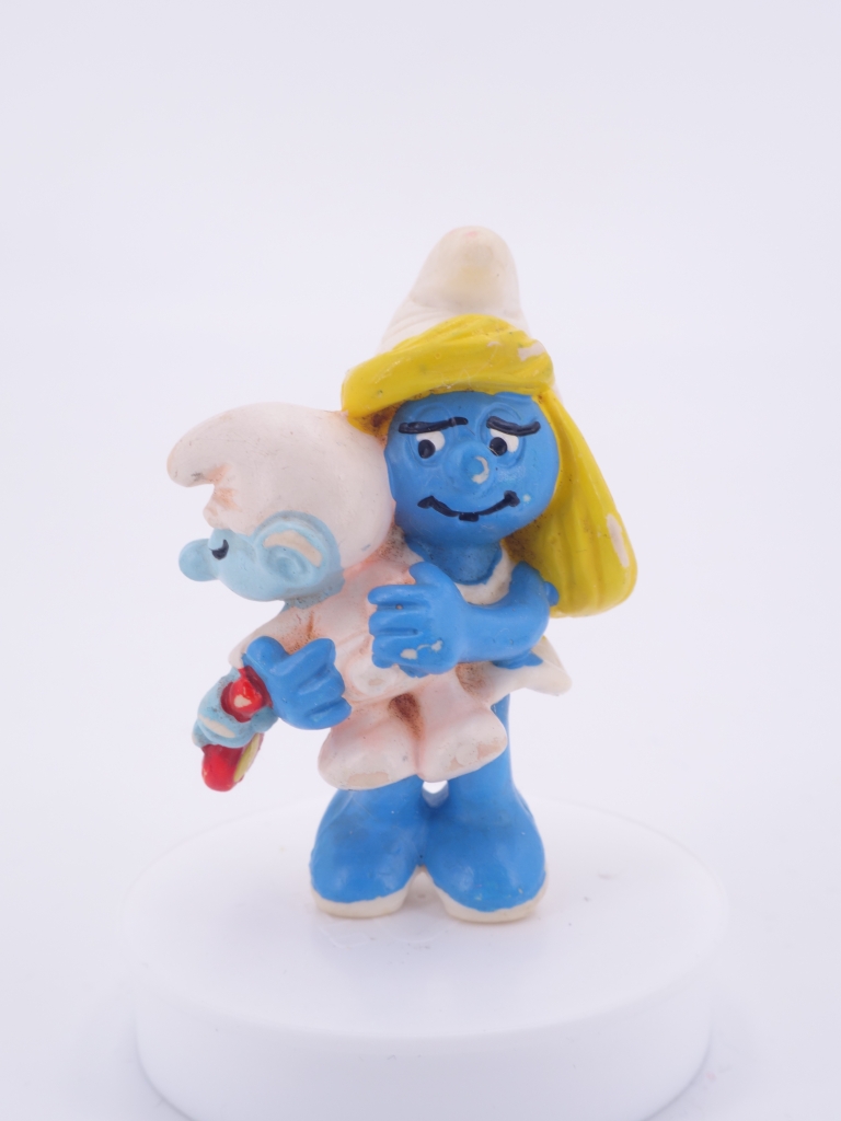 Schtroumpfette avec bébé