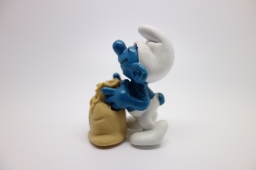 Schtroumpf avec sac de blé (meunier) - photo