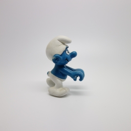 Schtroumpf avec tondeuse - photo