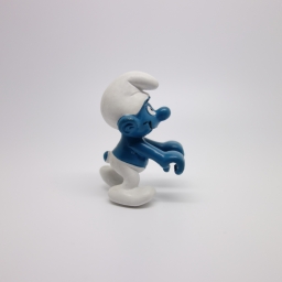 Schtroumpf avec tondeuse - photo